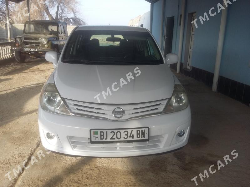 Nissan Versa 2011 - 100 000 TMT - Bereket - img 4