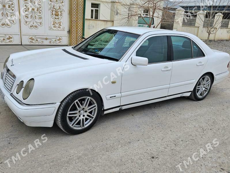 Mercedes-Benz E320 1996 - 75 000 TMT - Ak bugdaý etraby - img 7