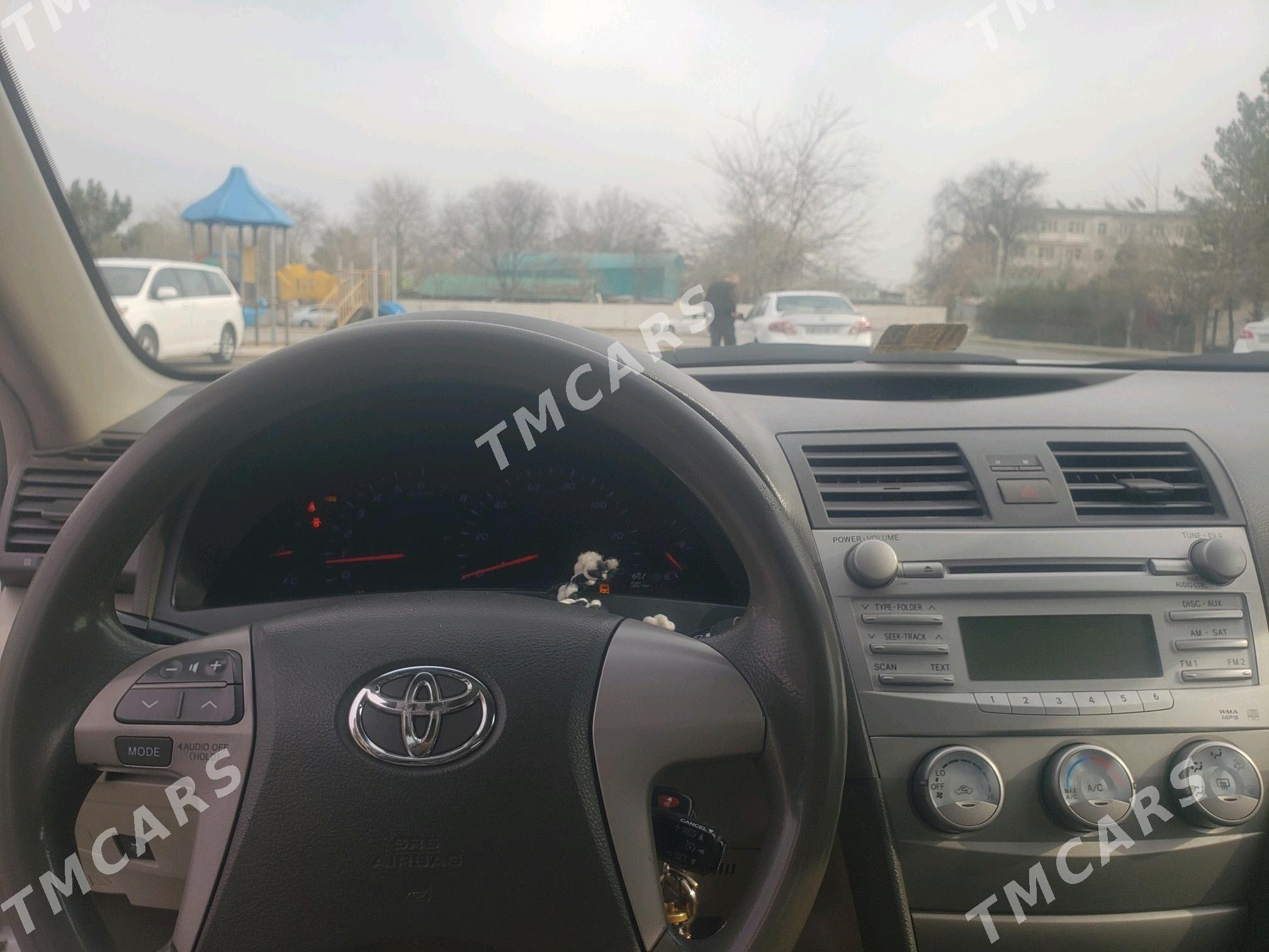 Toyota Camry 2010 - 165 000 TMT - 30 mkr - img 4