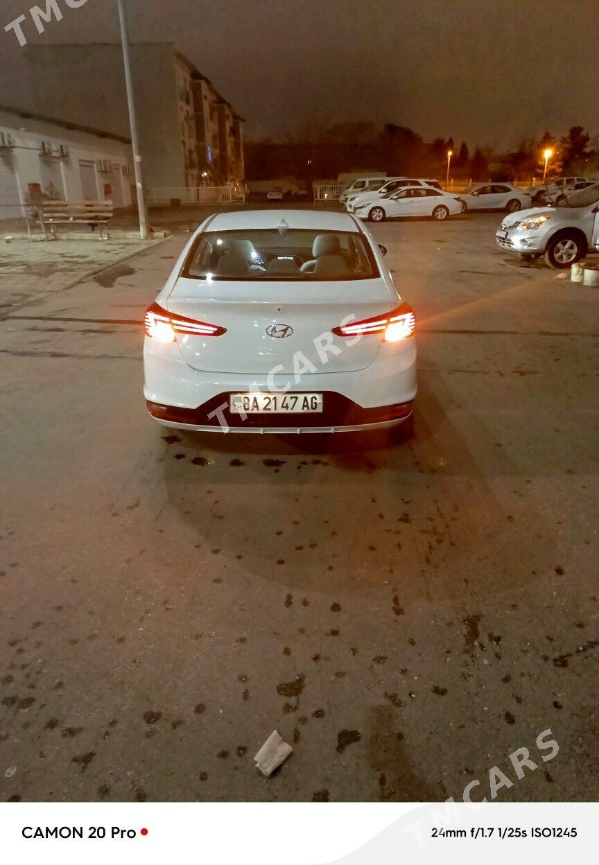 Hyundai Elantra 2019 - 170 000 TMT - Parahat 8 - img 7