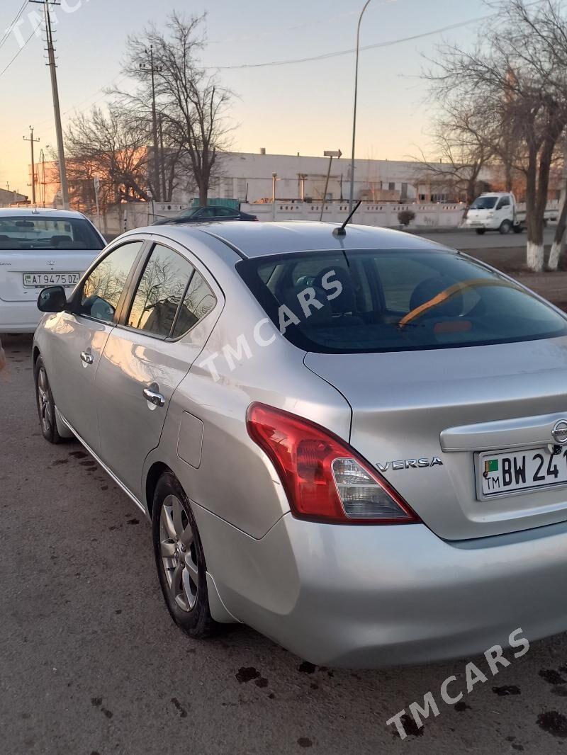 Nissan Versa 2012 - 95 000 TMT - Daşoguz - img 4