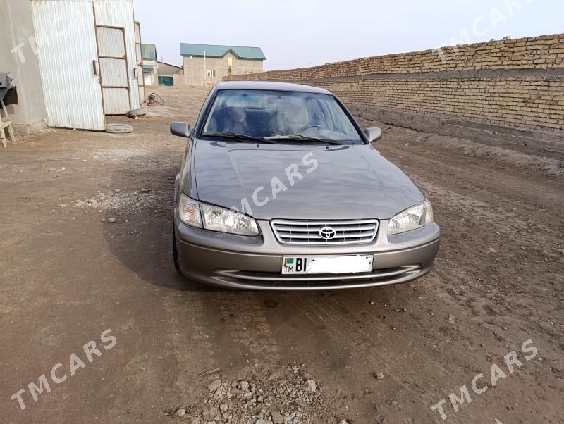 Toyota Camry 1999 - 118 000 TMT - Кёнеургенч - img 3