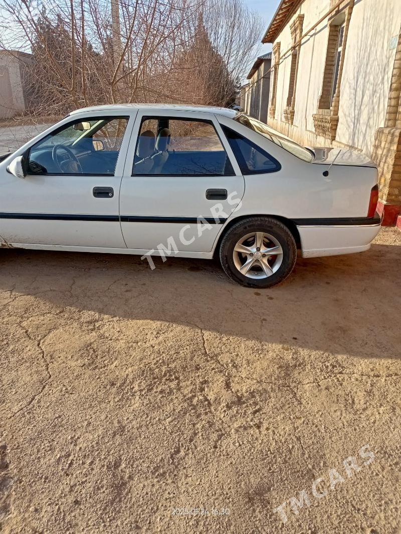 Opel Vectra 1995 - 50 000 TMT - Шабатский этрап - img 2