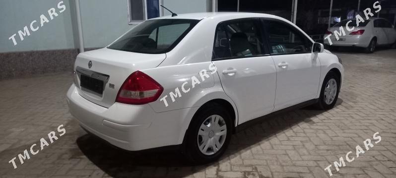 Nissan Versa 2010 - 85 000 TMT - Байрамали - img 5