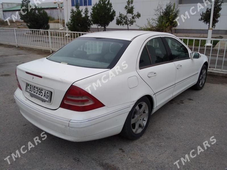 Mercedes-Benz C-Class 2002 - 75 000 TMT - Район ст. Аэропорта, ул. Гагарина - img 2