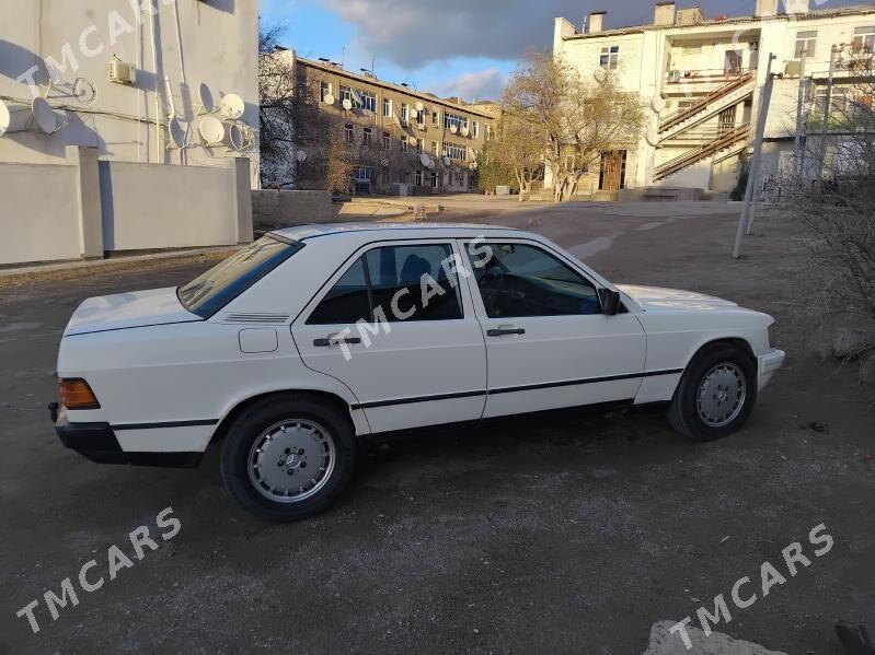 Mercedes-Benz 190E 1985 - 22 000 TMT - Туркменбаши - img 2