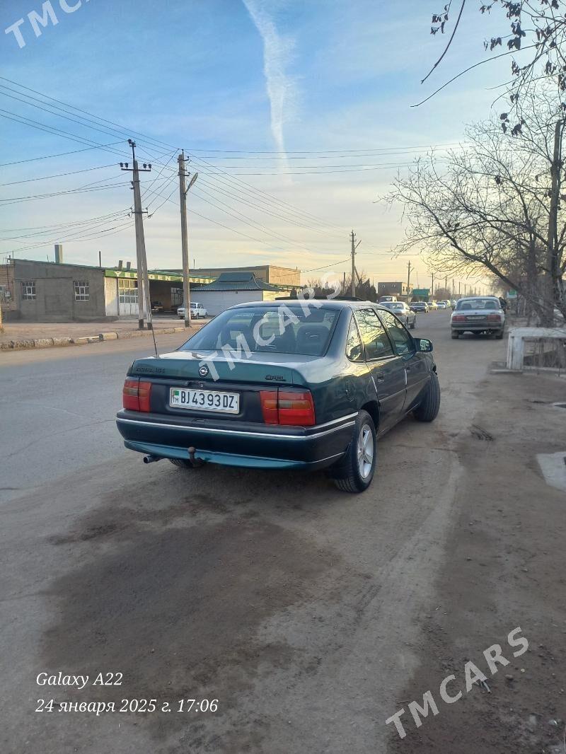 Opel Vectra 1994 - 34 000 TMT - Губадаг - img 2