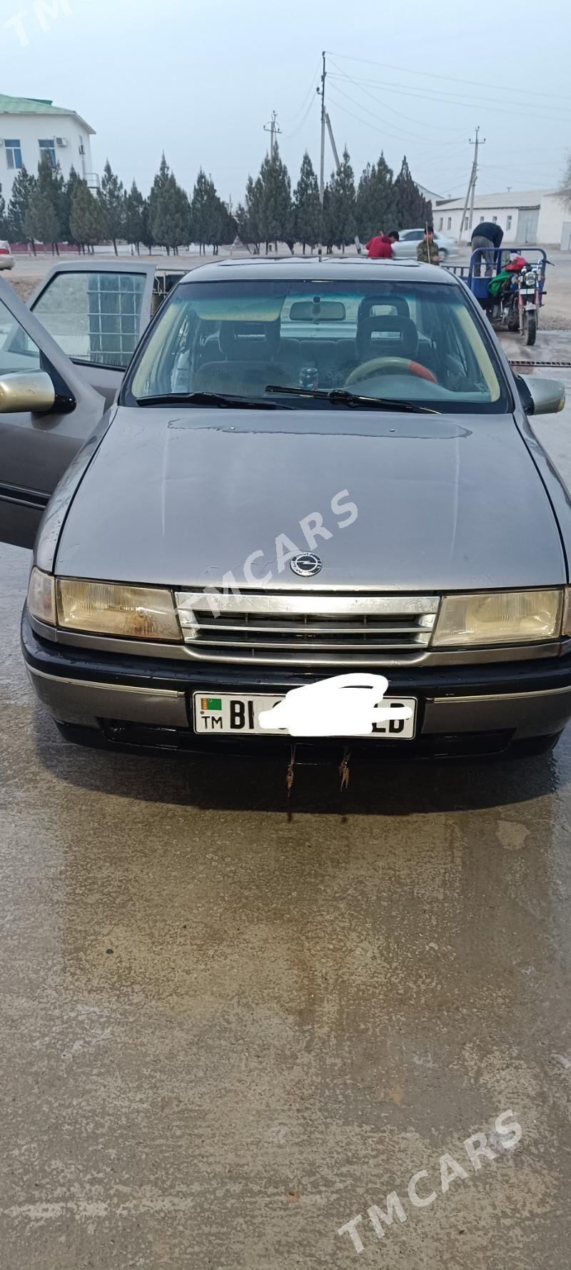 Opel Vectra 1990 - 23 000 TMT - Достлук - img 2