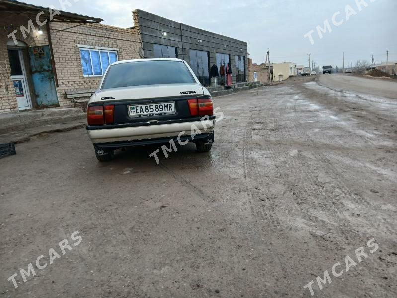 Opel Vectra 1992 - 30 000 TMT - Мургап - img 6