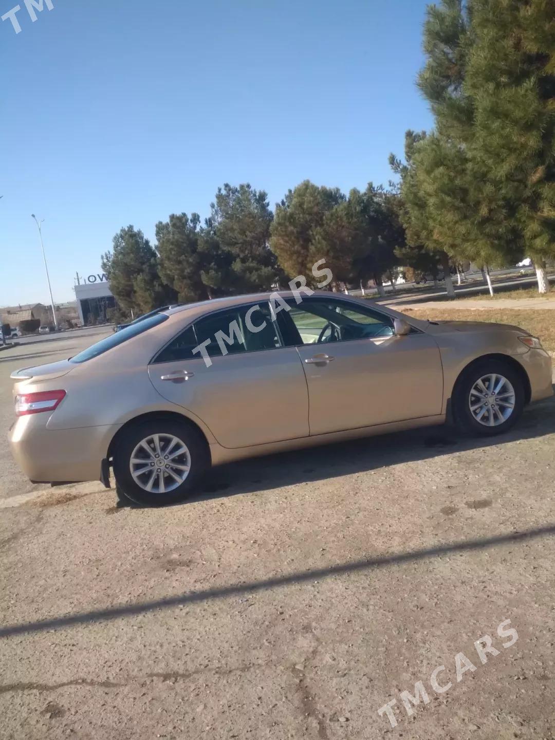 Toyota Camry 2011 - 180 000 TMT - Мары - img 6