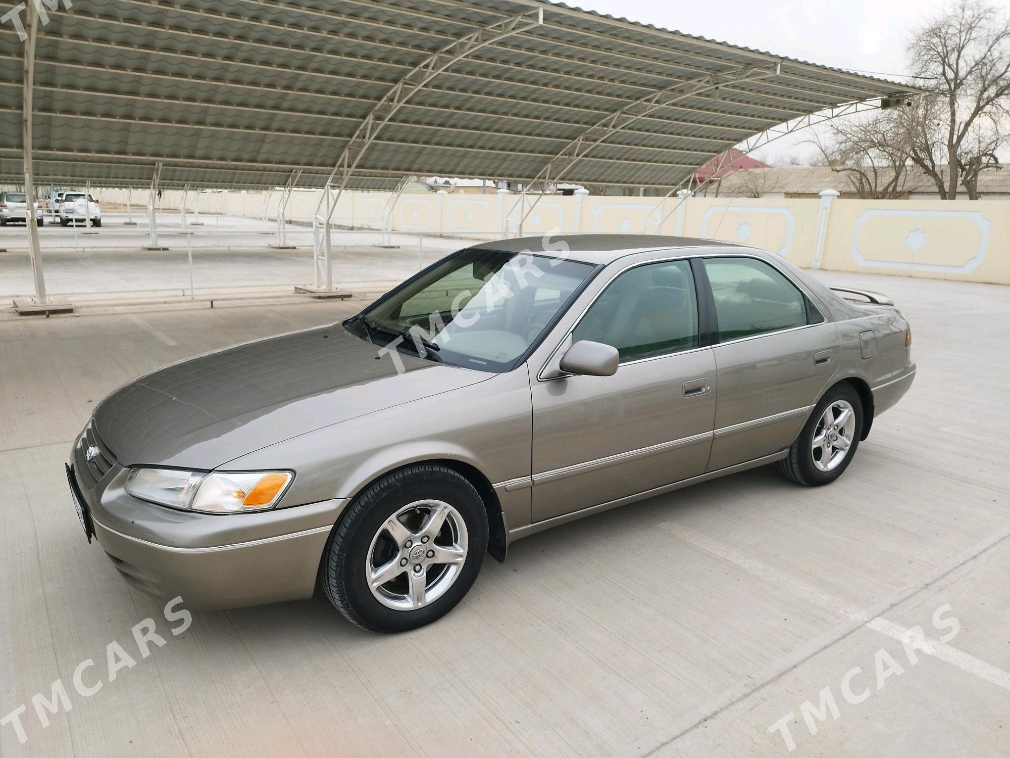 Toyota Camry 1997 - 128 000 TMT - Байрамали - img 3