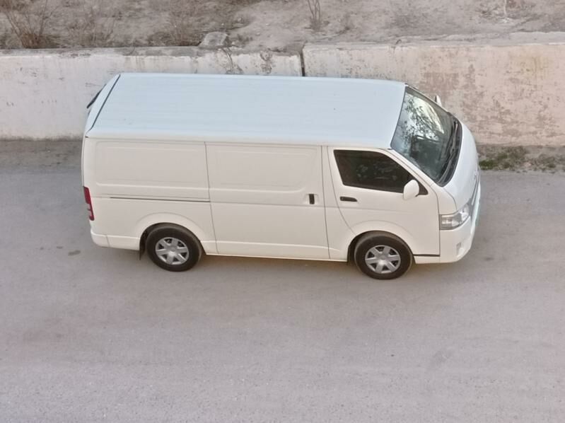 Toyota Hiace 2017 - 380 000 TMT - Гаудан "В" - img 5