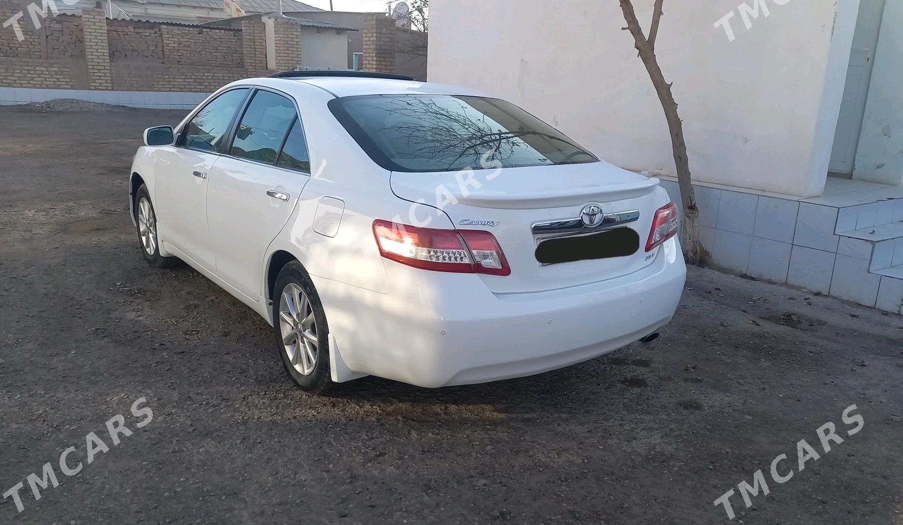 Toyota Camry 2009 - 150 000 TMT - Теджен - img 3