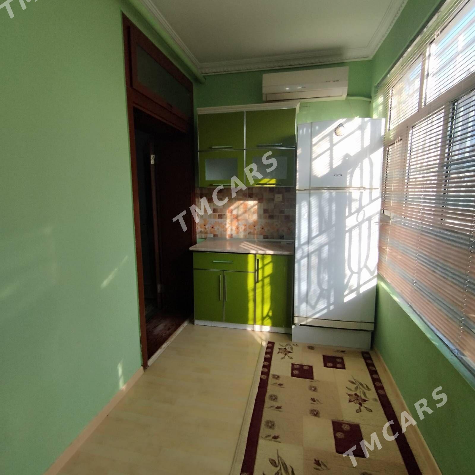 9 mkr 1 etaz 3 kom 65m² - Ашхабад - img 7