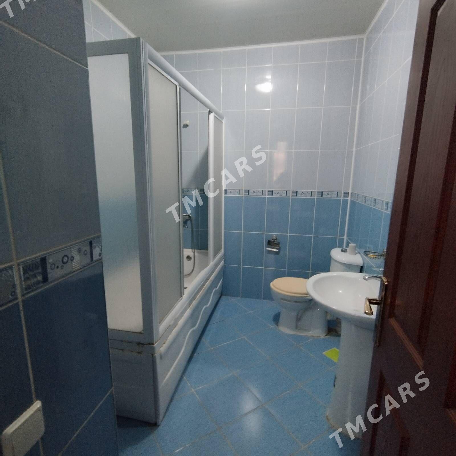 9 mkr 1 etaz 3 kom 65m² - Ашхабад - img 8