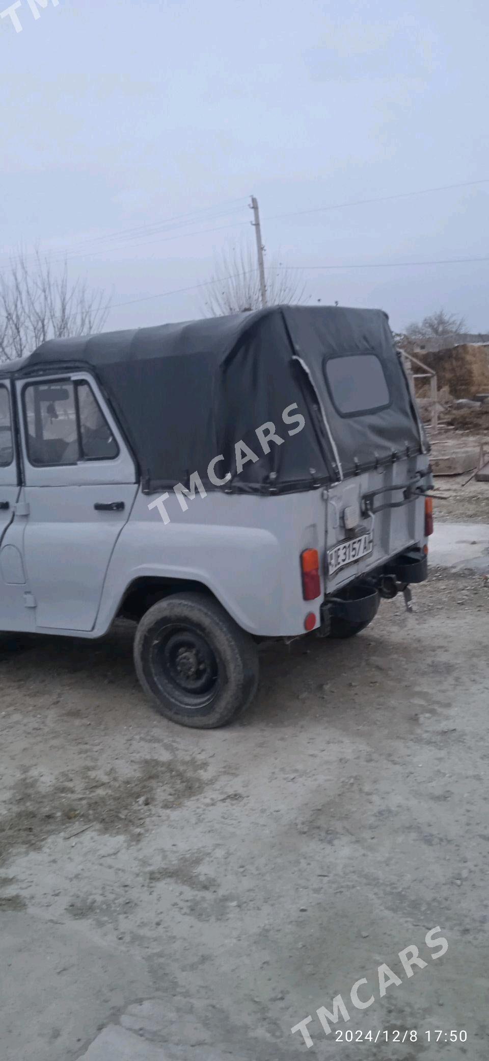 UAZ 469 2002 - 30 000 TMT - Bäherden - img 2