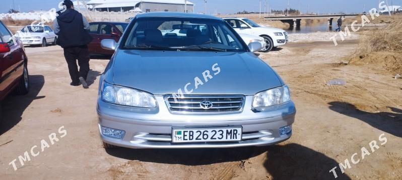 Toyota Camry 2000 - 140 000 TMT - Мары - img 2