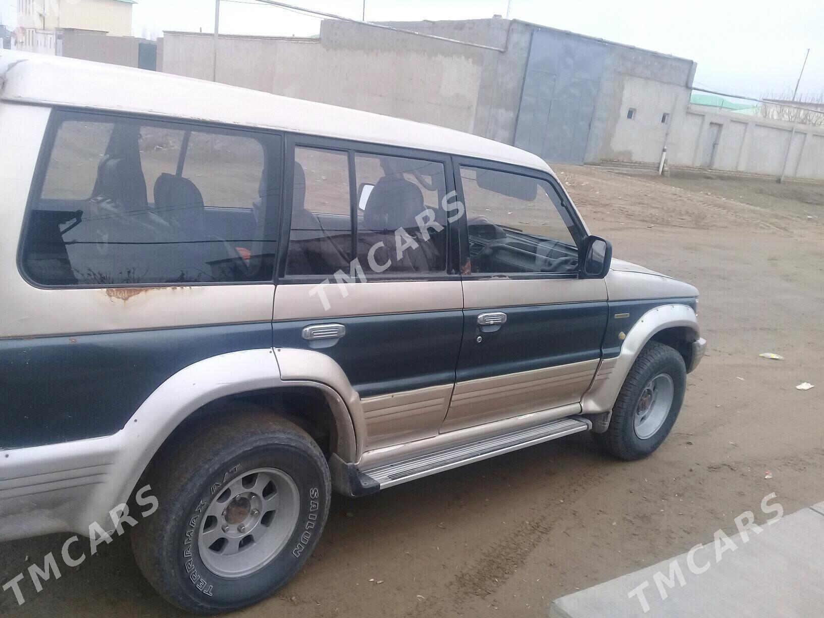 Mitsubishi Pajero 1991 - 25 000 TMT - Дашогуз - img 2