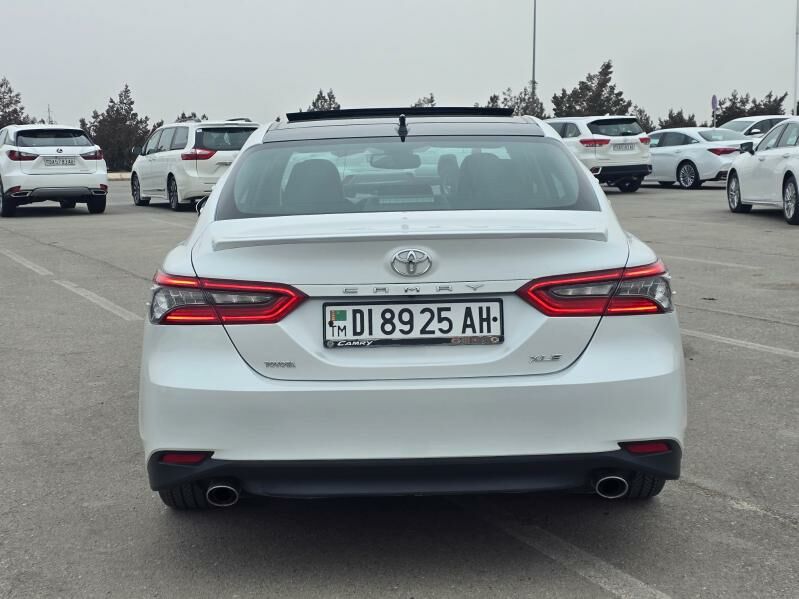 Toyota Camry 2018 - 335 000 TMT - Aşgabat - img 9