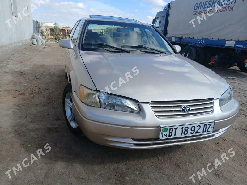 Toyota Camry 1998 - 100 000 TMT - Şabat etr. - img 4