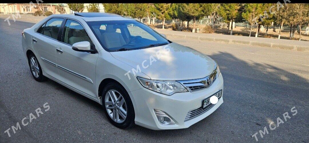 Toyota Camry 2014 - 280 000 TMT - Ашхабад - img 2