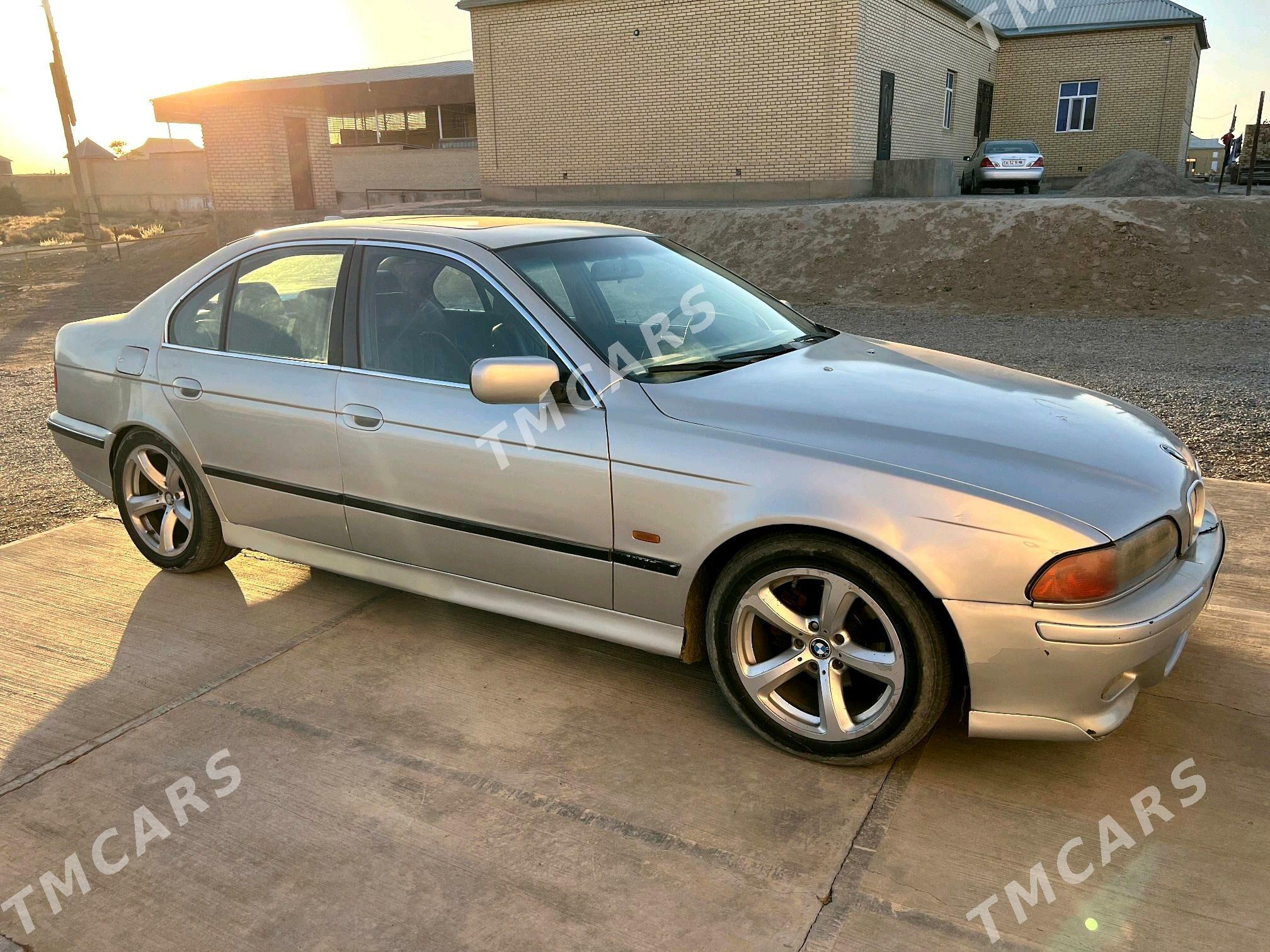 BMW E39 1997 - 54 000 TMT - Мары - img 3