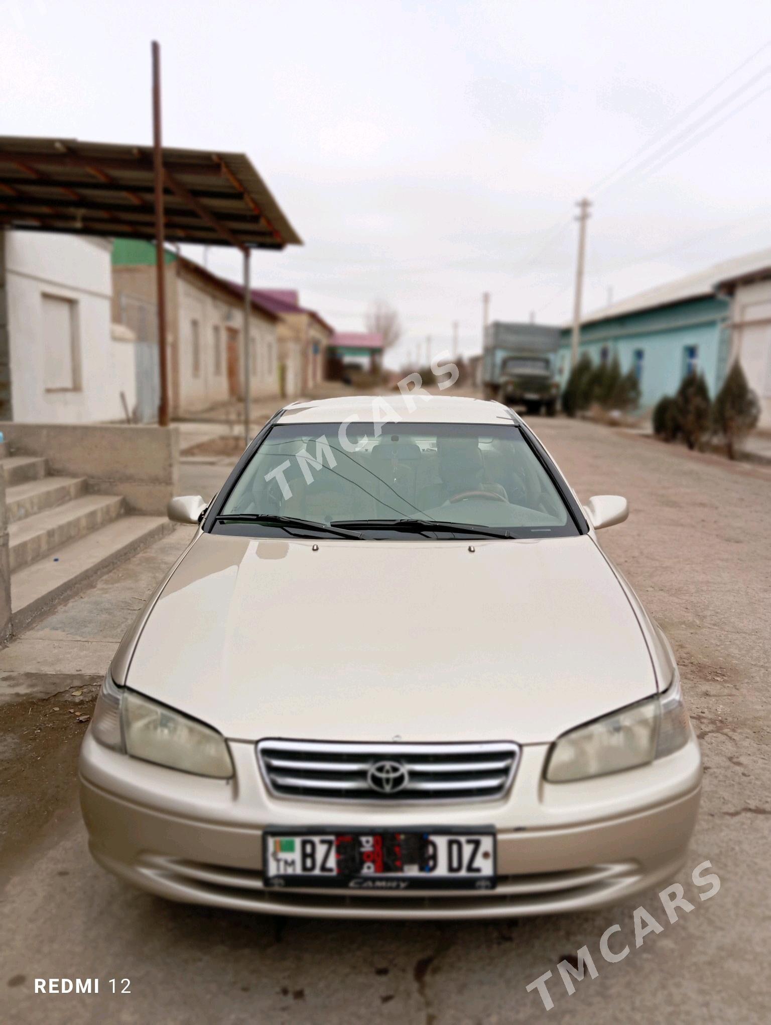 Toyota Camry 1997 - 95 000 TMT - Дашогуз - img 3