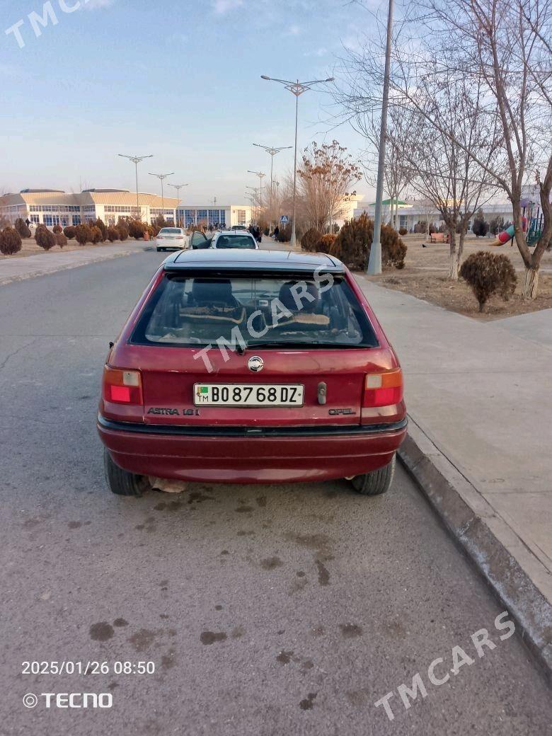 Opel Astra 1993 - 30 000 TMT - Дашогуз - img 3