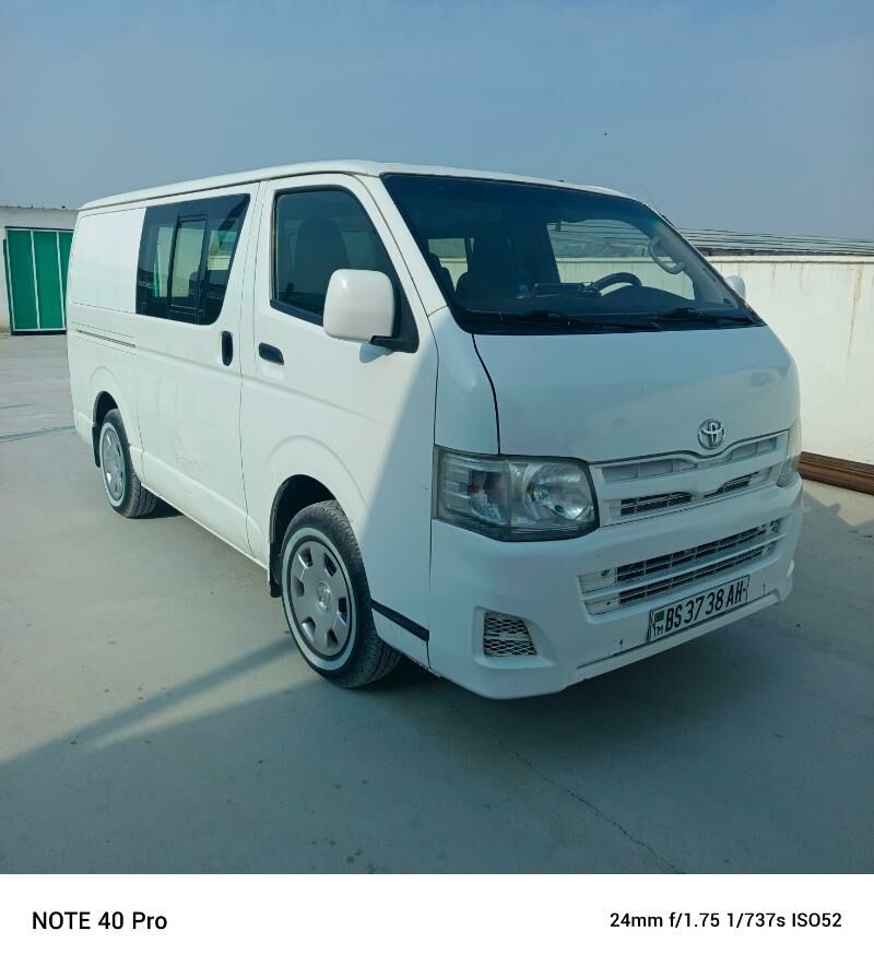 Toyota Hiace 2012 - 300 000 TMT - Бахарден - img 9