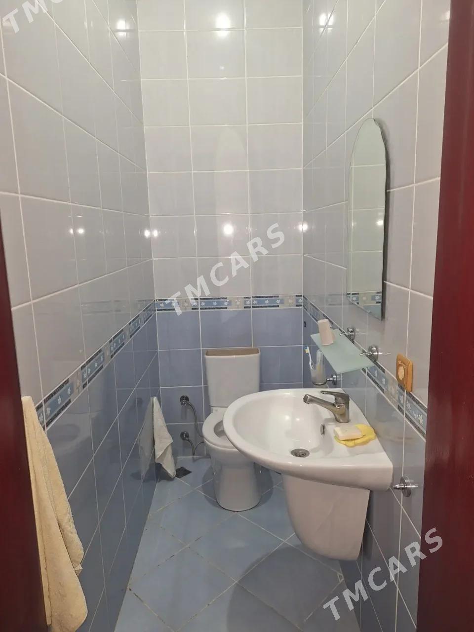 Podwoyski Elitka 3kom 150m² - Aşgabat - img 6