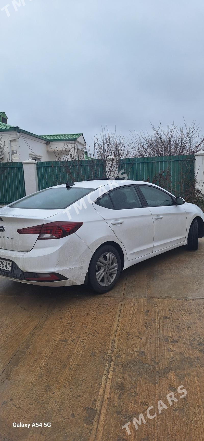 Hyundai Elantra 2020 - 235 000 TMT - Aşgabat - img 4