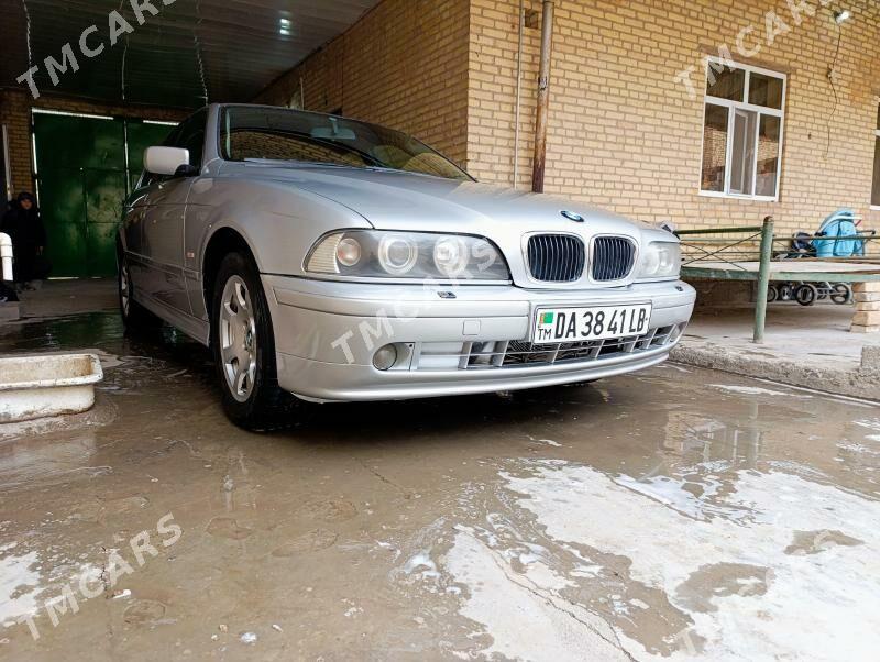 BMW E39 1998 - 85 000 TMT - Farap - img 3