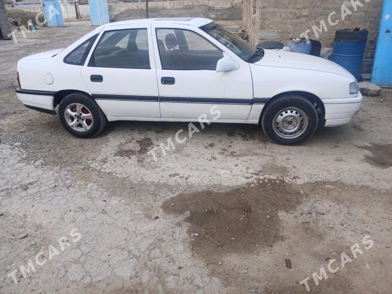 Opel Vectra 1992 - 32 000 TMT - Гызыларбат - img 3