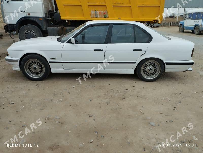 BMW 525 1995 - 56 000 TMT - Мары - img 4