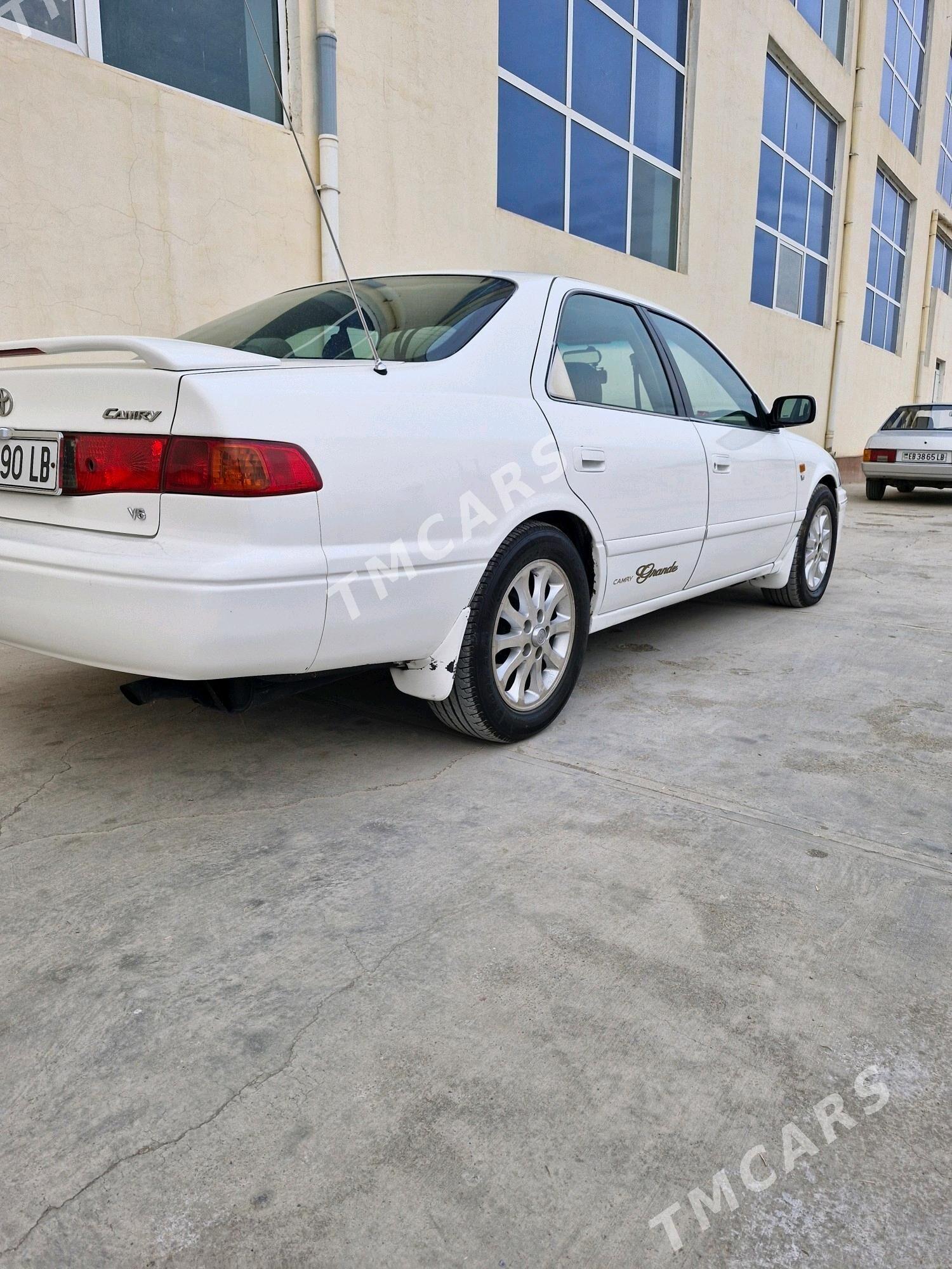 Toyota Camry 2000 - 135 000 TMT - Туркменабат - img 5