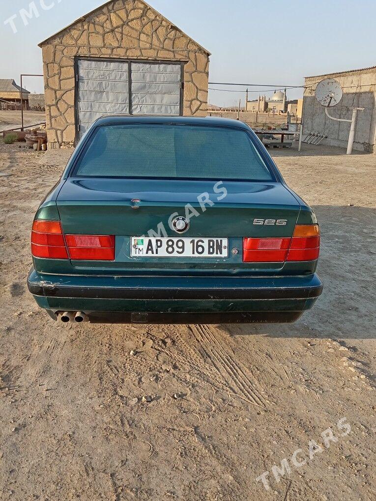 BMW 525 1990 - 34 000 TMT - Эсенгулы - img 3