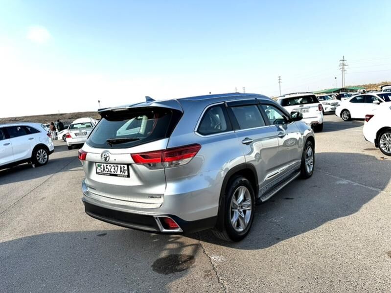 Toyota Highlander 2019 - 471 000 TMT - Aşgabat - img 4