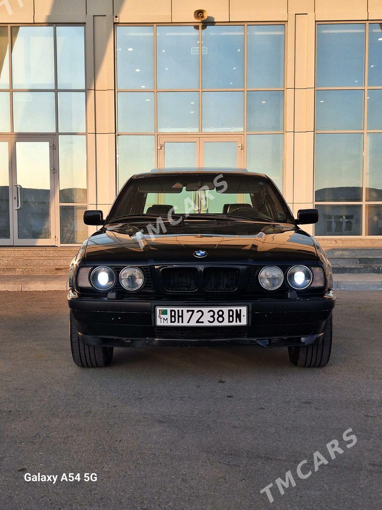 BMW E34 1990 - 75 000 TMT - Балканабат - img 2