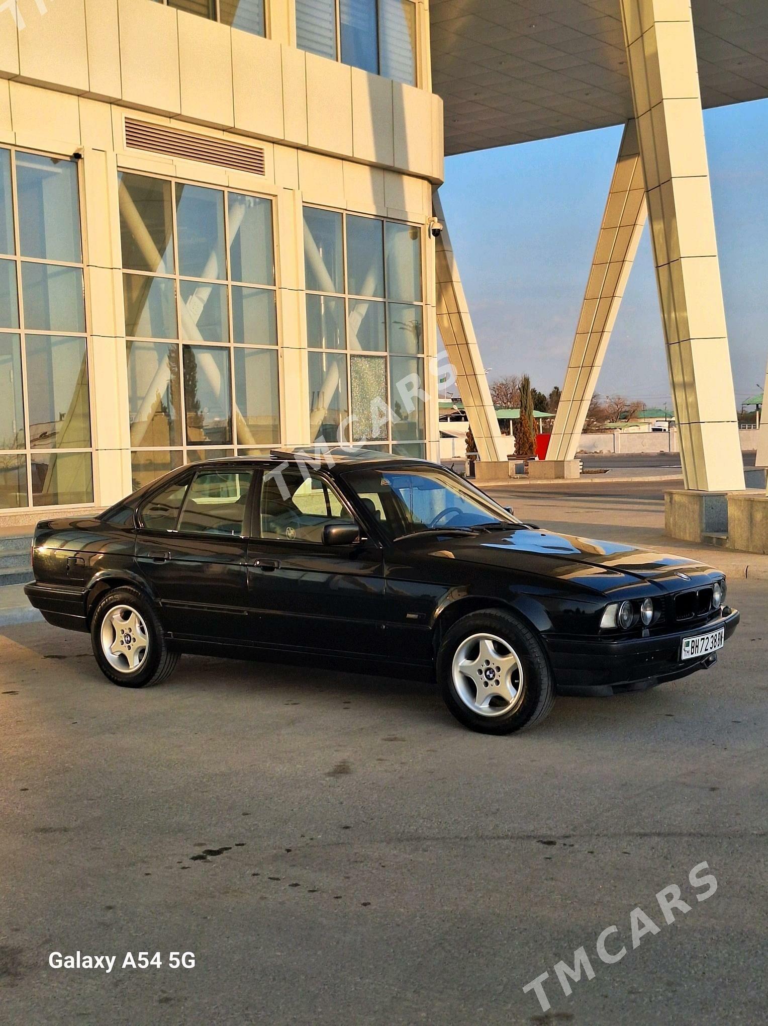 BMW E34 1990 - 75 000 TMT - Балканабат - img 3