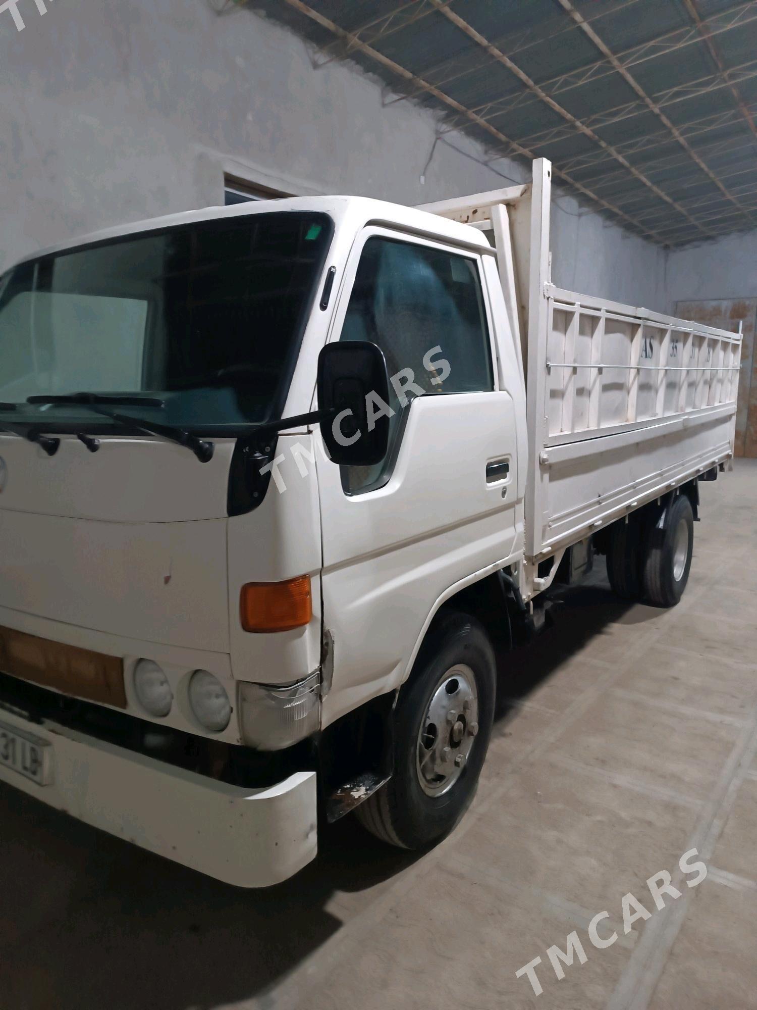 Toyota Dyna 1999 - 140 000 TMT - Сакар - img 6