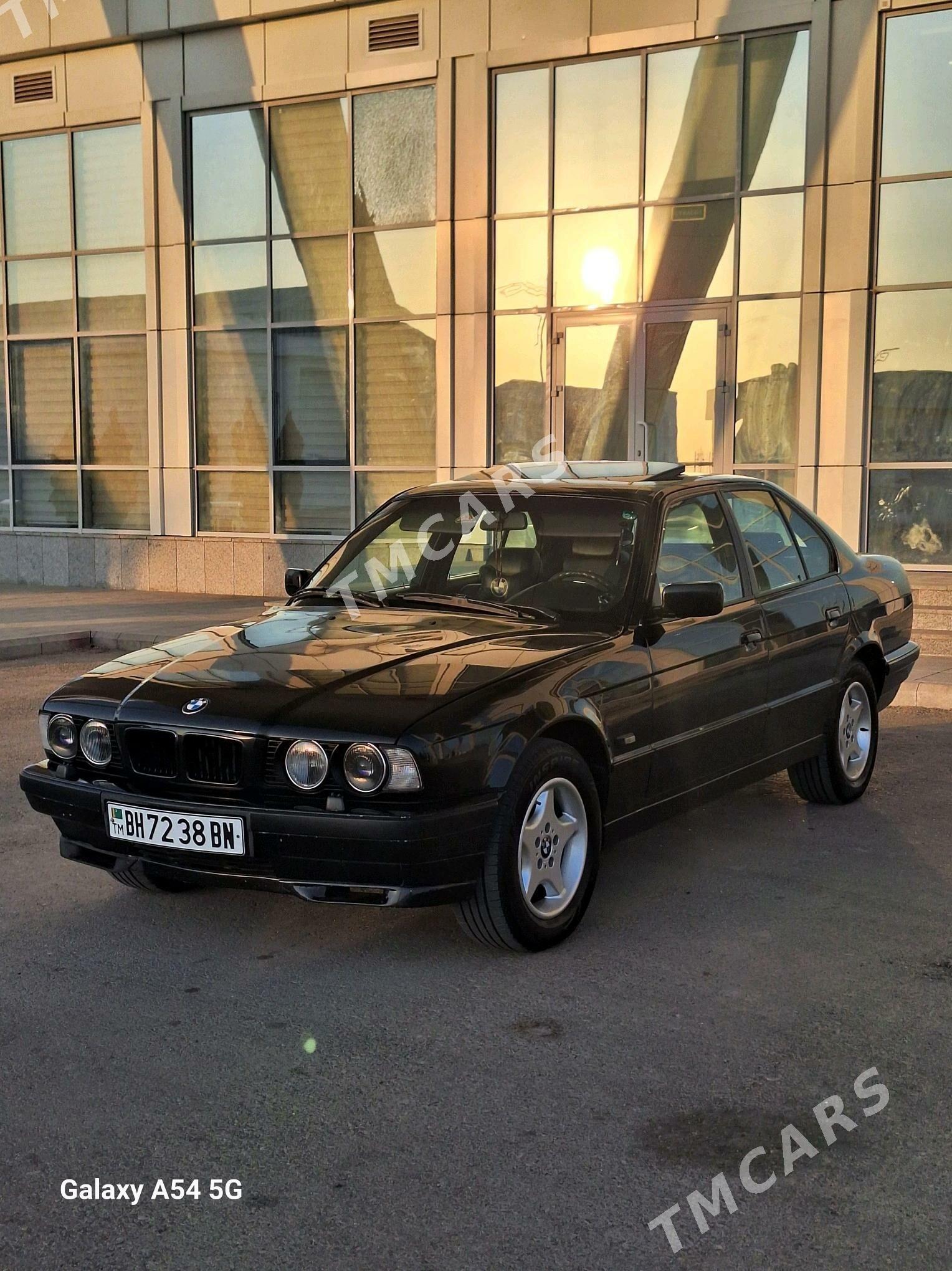 BMW E34 1990 - 75 000 TMT - Балканабат - img 9