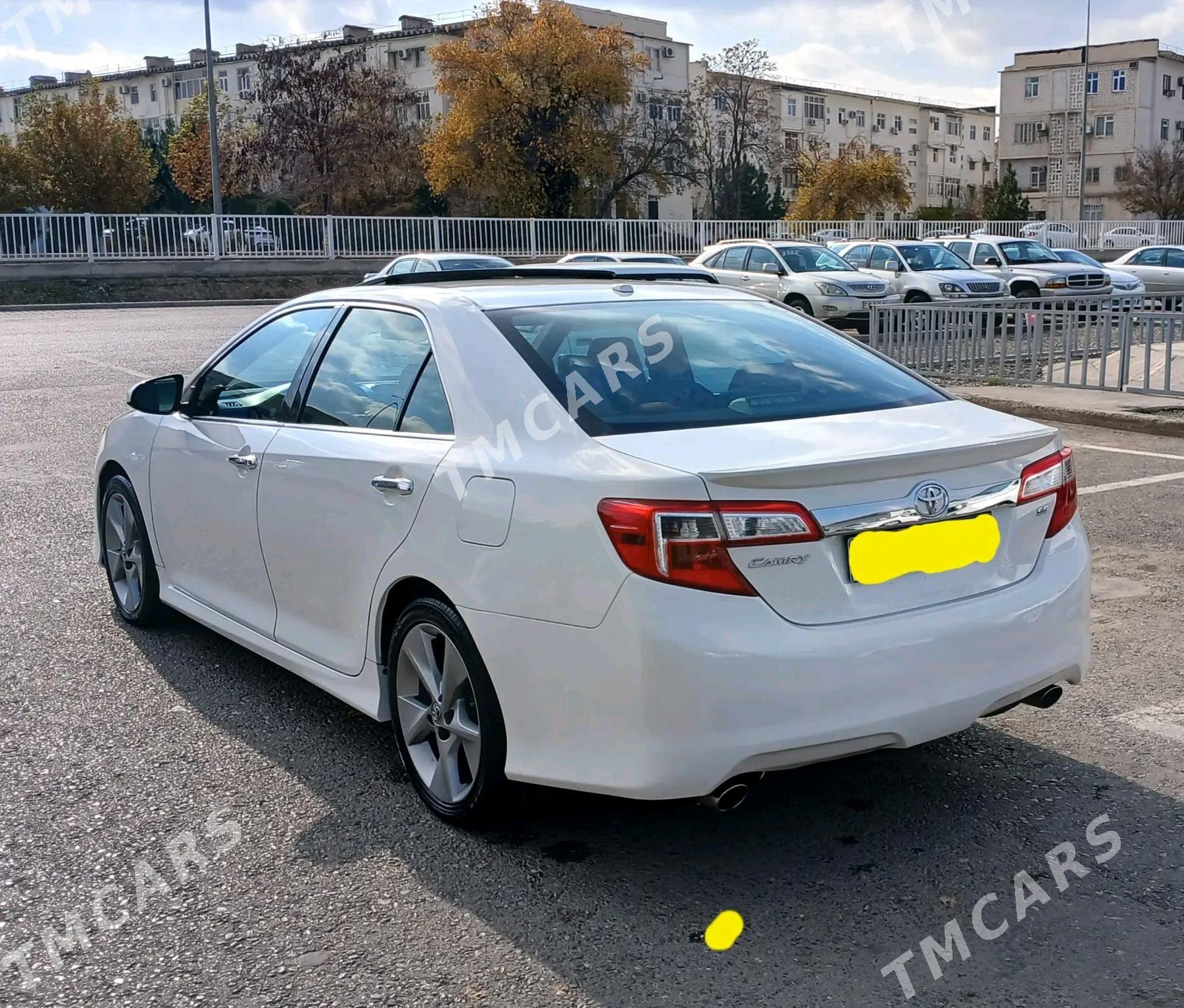 Toyota Camry 2013 - 250 000 TMT - 8 мкр - img 5