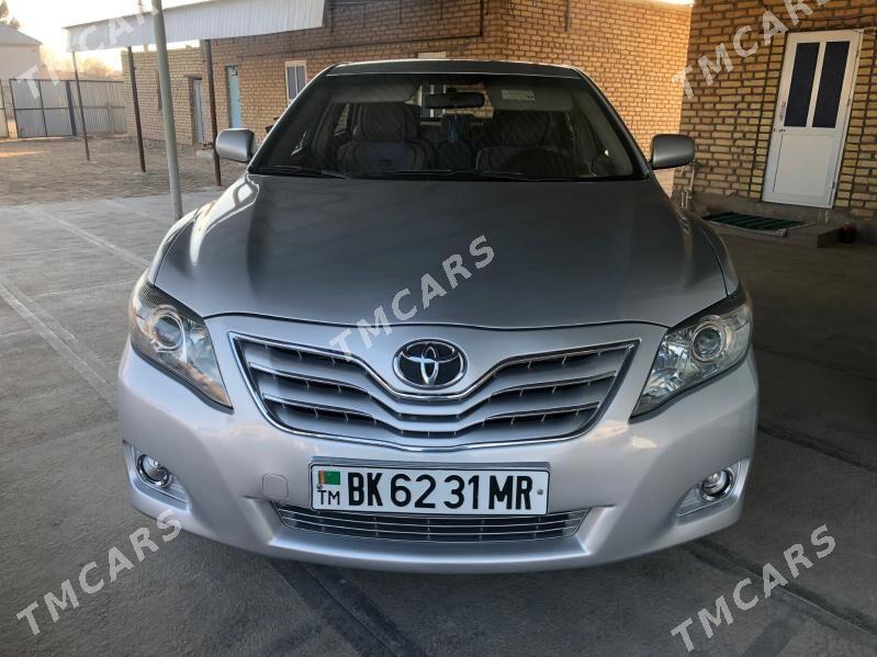 Toyota Camry 2010 - 133 000 TMT - Мары - img 3