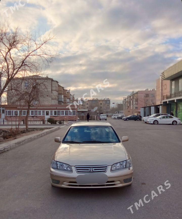 Toyota Camry 2001 - 160 000 TMT - Мары - img 2