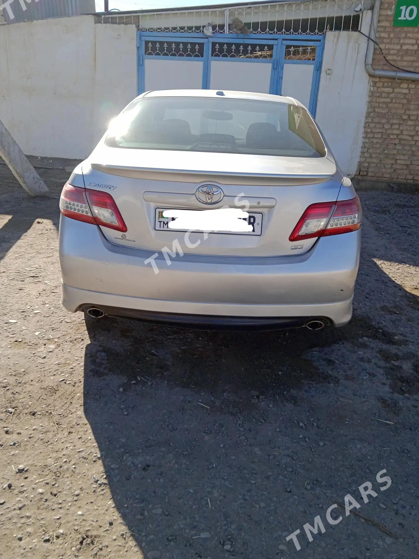 Toyota Camry 2011 - 190 000 TMT - Baýramaly - img 2