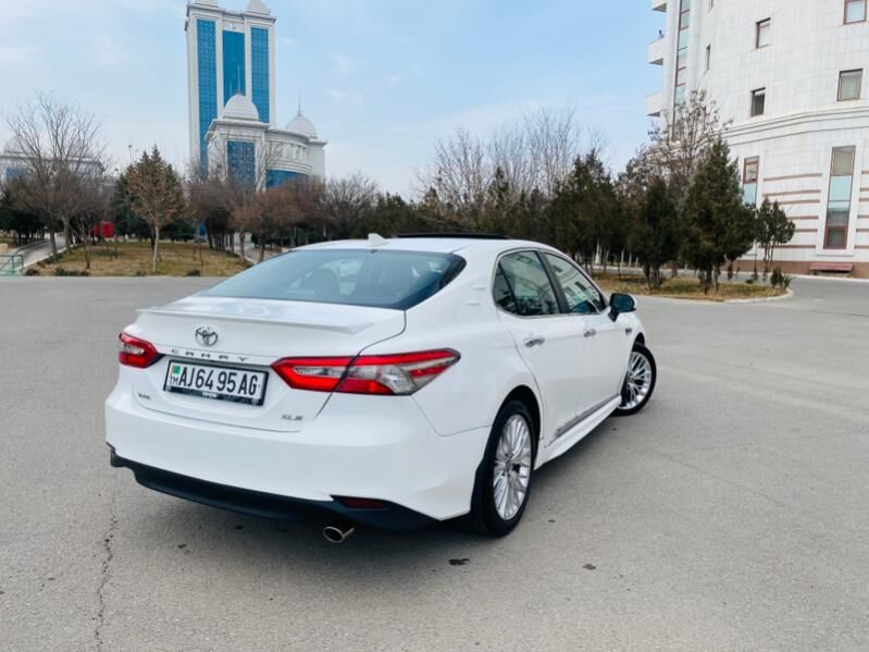 Toyota Camry 2018 - 285 000 TMT - Aşgabat - img 4