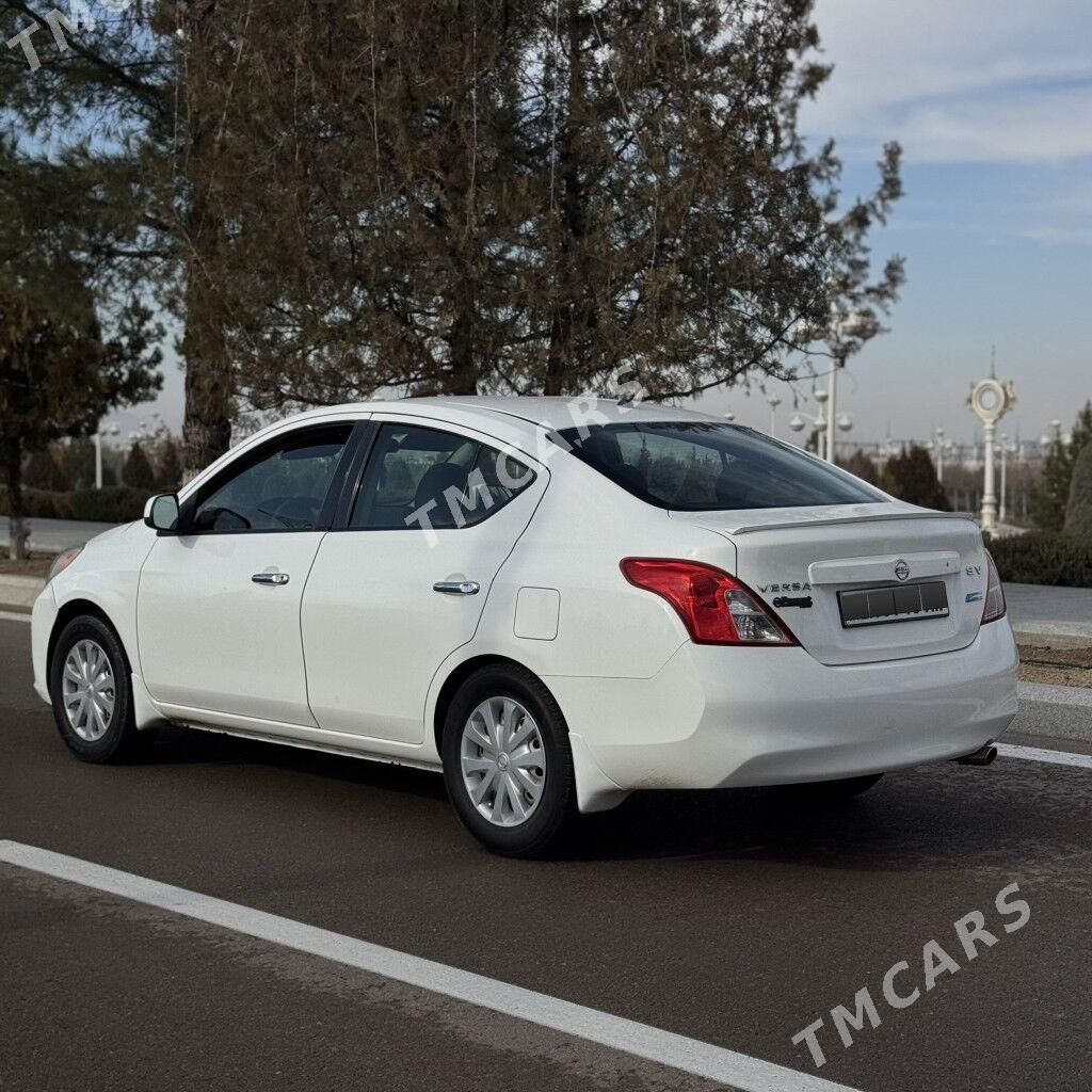 Nissan Versa 2012 - 95 000 TMT - Бахарден - img 3