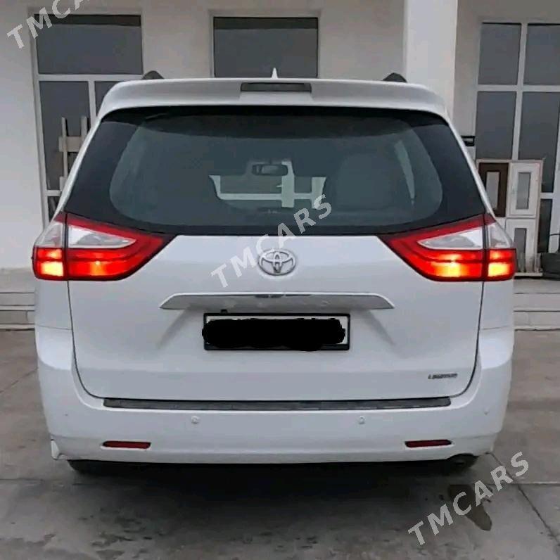 Toyota Sienna 2011 - 295 000 TMT - Анев - img 5