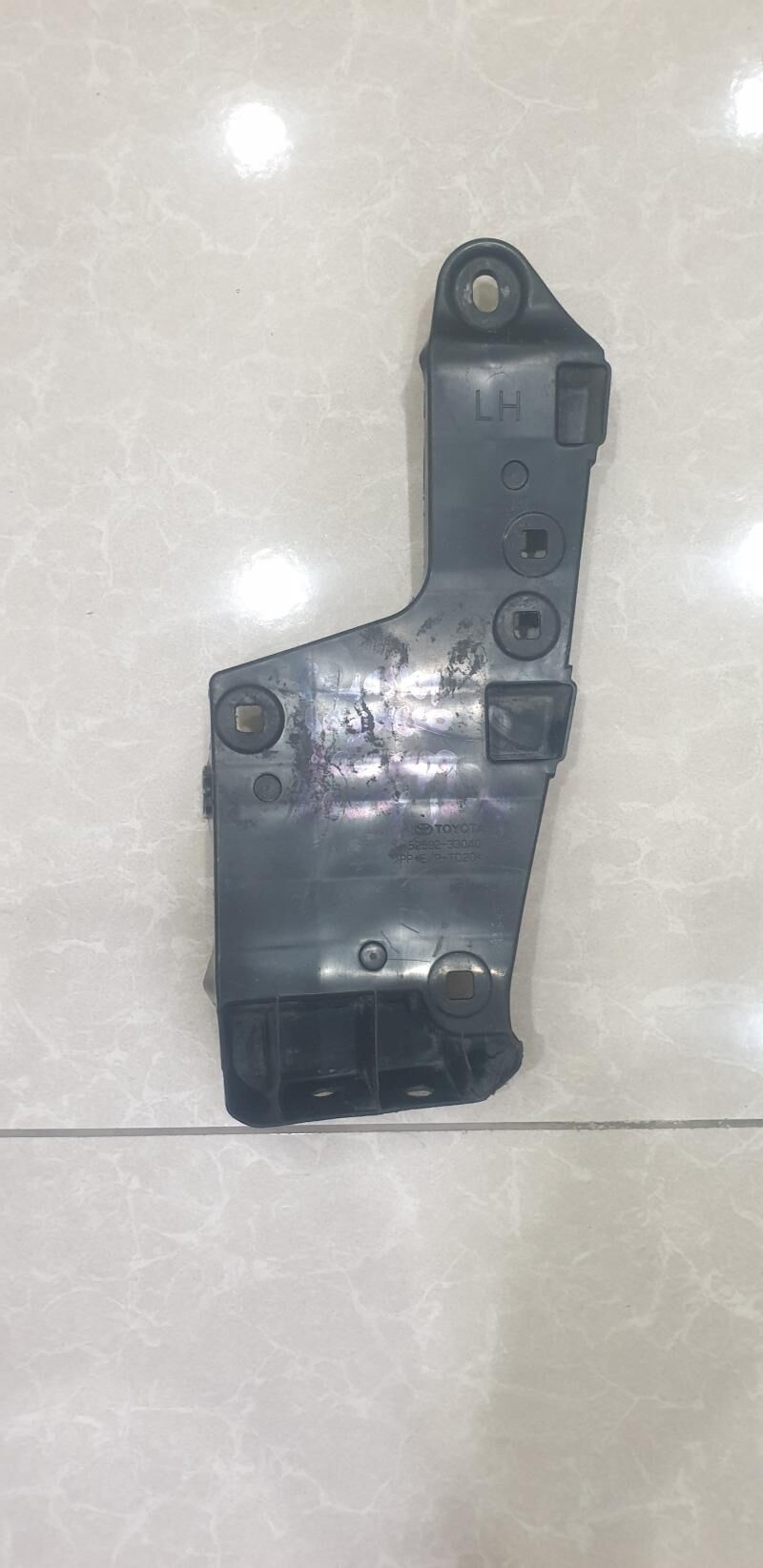 Camry18-21ý yzky salazka bampe 150 TMT - Aşgabat - img 8