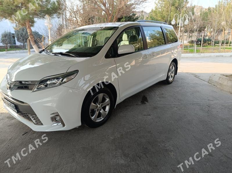 Toyota Sienna 2020 - 347 000 TMT - Türkmenbaşy - img 4